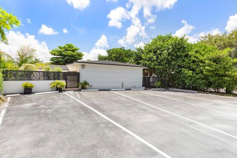 Villa ou maison à louer à Miami, Floride: 1 chambre, 20.44 m2 № 1934500 - photo 8
