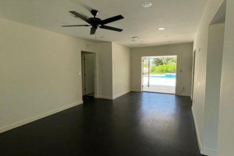Villa ou maison à louer à Fort Lauderdale, Floride: 3 chambres, 92.9 m2 № 2417426 - photo 23