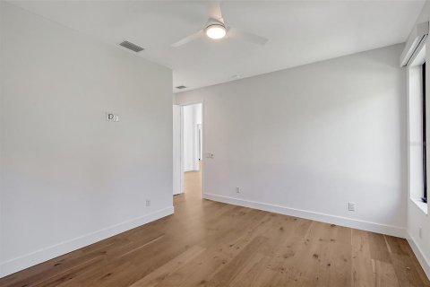 Villa ou maison à vendre à Sarasota, Floride: 5 chambres, 394.28 m2 № 1638252 - photo 23