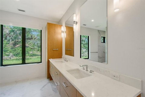 Villa ou maison à vendre à Sarasota, Floride: 5 chambres, 394.28 m2 № 1638252 - photo 17
