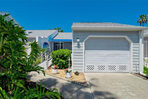 Villa ou maison à vendre à Bradenton, Floride: 2 chambres, 127.09 m2 № 2200419 - photo 29