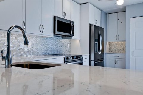 Villa ou maison à vendre à Bradenton, Floride: 2 chambres, 127.09 m2 № 2200419 - photo 15