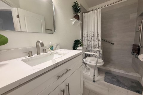 Villa ou maison à vendre à Orlando, Floride: 4 chambres, 214.14 m2 № 2410249 - photo 22
