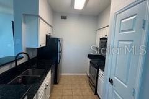 Condo in Tampa, Florida, 1 bedroom  № 1563868 - photo 10