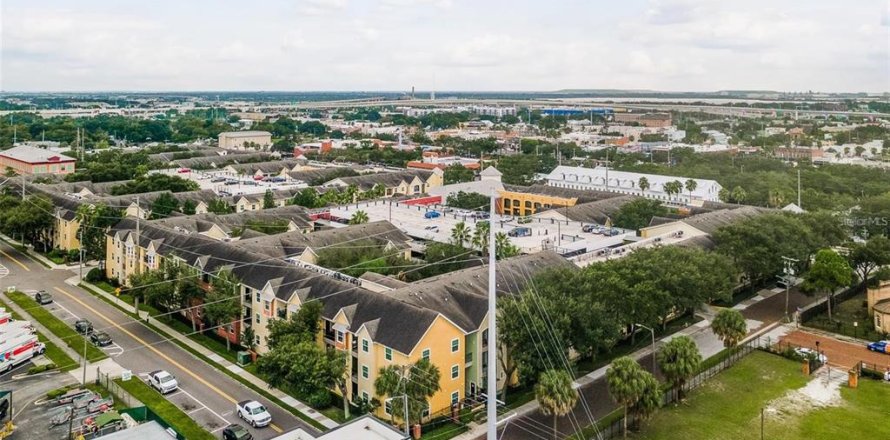 Condo in Tampa, Florida, 1 bedroom  № 1563868