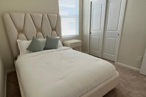 Villa ou maison à louer à Kissimmee, Floride: 4 chambres, 146.79 m2 № 2279041 - photo 7