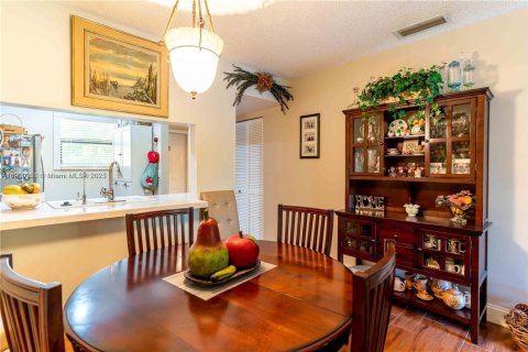 Condominio en alquiler en Sunrise, Florida, 3 dormitorios, 88.26 m2 № 1951953 - foto 8