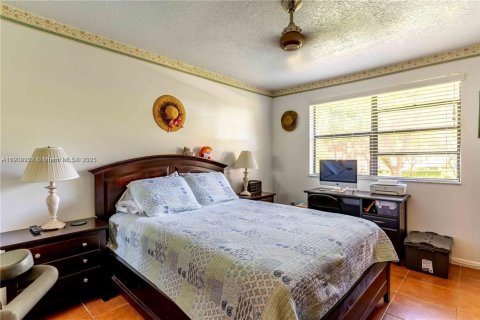 Condominio en alquiler en Sunrise, Florida, 3 dormitorios, 88.26 m2 № 1951953 - foto 12