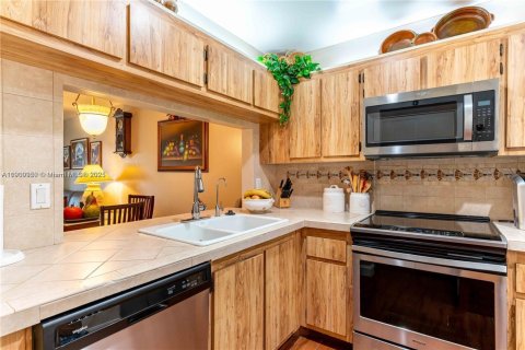 Condominio en alquiler en Sunrise, Florida, 3 dormitorios, 88.26 m2 № 1951953 - foto 2
