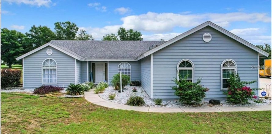 Casa en Minneola, Florida 3 dormitorios, 185.43 m2 № 1916063