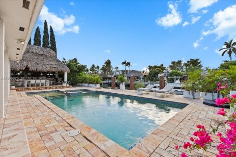 Villa ou maison à louer à North Miami, Floride: 3 chambres, 216.09 m2 № 2031426 - photo 29