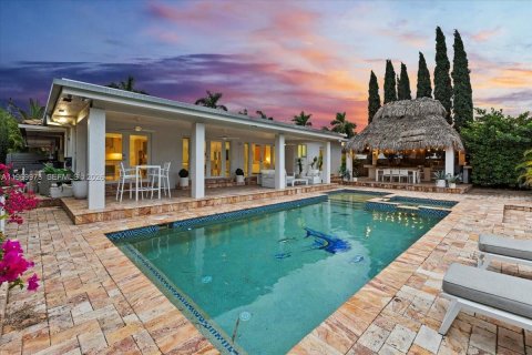 Villa ou maison à louer à North Miami, Floride: 3 chambres, 216.09 m2 № 2031426 - photo 30
