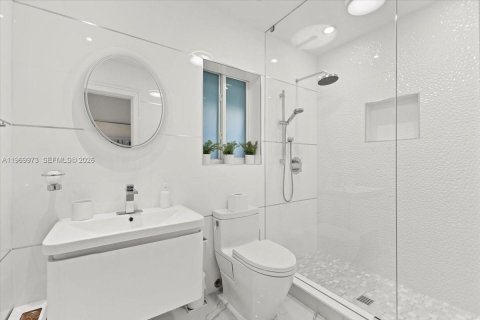 Villa ou maison à louer à North Miami, Floride: 3 chambres, 216.09 m2 № 2031426 - photo 19