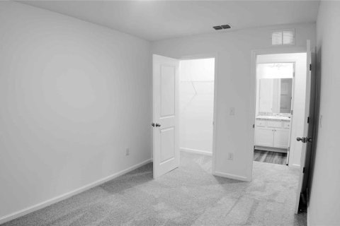 Снять в аренду таунхаус в Зеферхиллс-Норт, Флорида 3 комнаты, 128.76м2, № 1893600 - фото 20