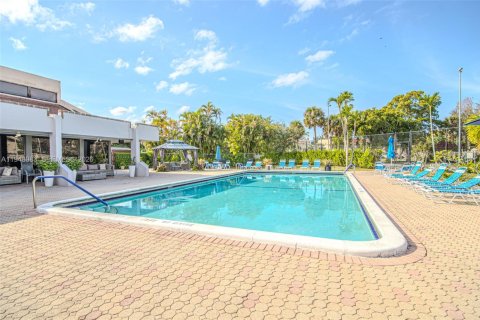 Купить кондоминиум в Санрайз, Флорида 1 спальня, 86.68м2, № 2007135 - фото 29