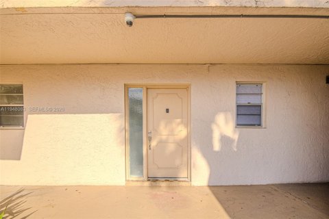 Купить кондоминиум в Санрайз, Флорида 1 спальня, 86.68м2, № 2007135 - фото 23