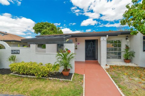Condo in Delray Beach, Florida, 2 bedrooms  № 1142419 - photo 1