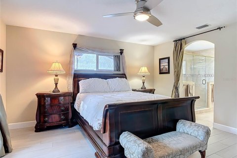 House in New Smyrna Beach, Florida 3 bedrooms, 220.74 sq.m. № 2234258 - photo 30