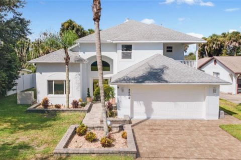House in New Smyrna Beach, Florida 3 bedrooms, 220.74 sq.m. № 2234258 - photo 3