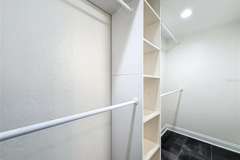 Villa ou maison à vendre à Ocala, Floride: 5 chambres, 380.9 m2 № 2406456 - photo 16