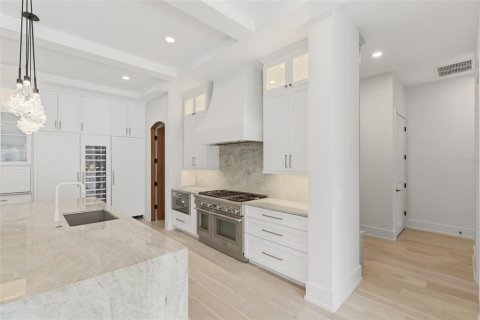 Villa ou maison à vendre à Orlando, Floride: 6 chambres, 381.36 m2 № 2210784 - photo 9