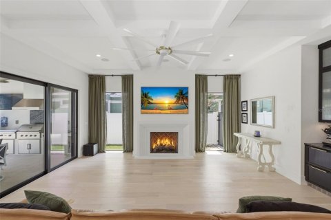 Villa ou maison à vendre à Orlando, Floride: 6 chambres, 381.36 m2 № 2210784 - photo 21
