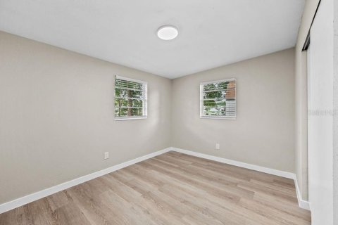 House in Winter Haven, Florida 3 bedrooms, 172.71 sq.m. № 1819302 - photo 19