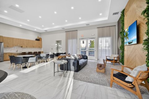 Touwnhouse à vendre à Pembroke Pines, Floride: 4 chambres, 213.4 m2 № 2085648 - photo 24