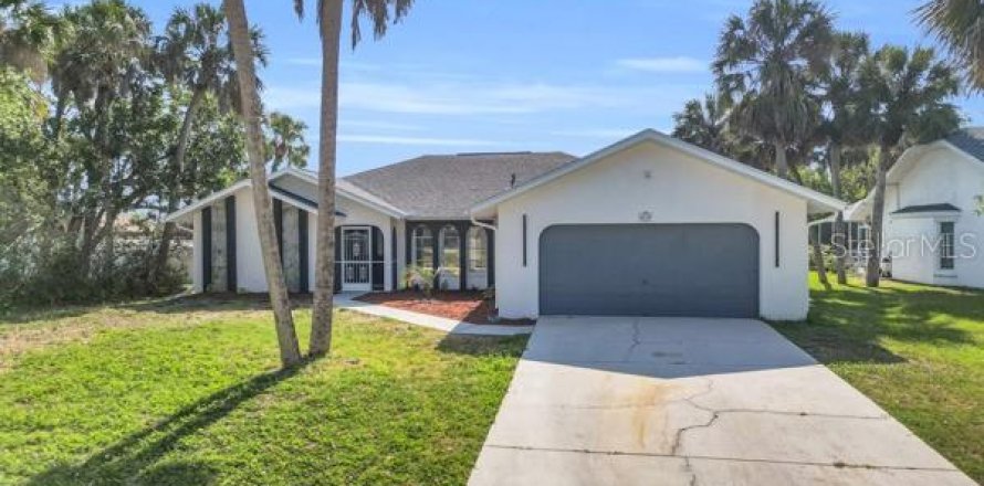 Casa en Port Charlotte, Florida 3 dormitorios, 195.19 m2 № 1684824