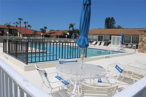 Copropriété à vendre à Bradenton, Floride: 2 chambres, 112.32 m2 № 1919562 - photo 16