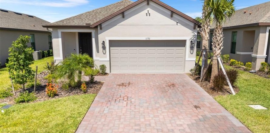 Casa en Poinciana, Florida 3 dormitorios, 160.07 m2 № 1774910