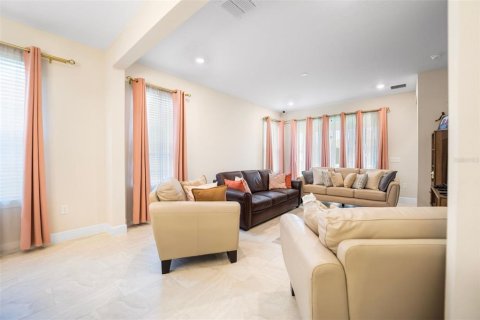 Casa en venta en Poinciana, Florida, 3 dormitorios, 160.07 m2 № 1774910 - foto 15