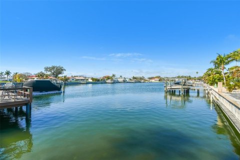 Condominio en venta en Saint Petersburg, Florida, 1 dormitorio, 68.75 m2 № 1530929 - foto 16