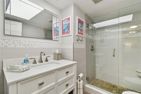 Condominio en venta en Saint Petersburg, Florida, 1 dormitorio, 68.75 m2 № 1530929 - foto 14