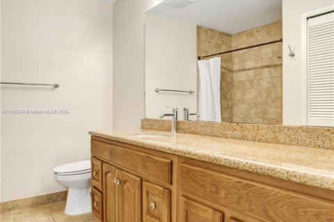 Townhouse in Tamarac, Florida 2 bedrooms № 1752859 - photo 25