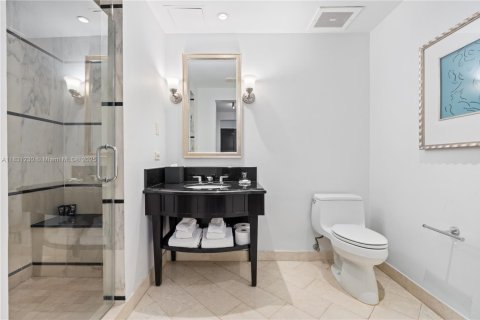 Condo in Miami Beach, Florida, 1 bedroom  № 1813836 - photo 20
