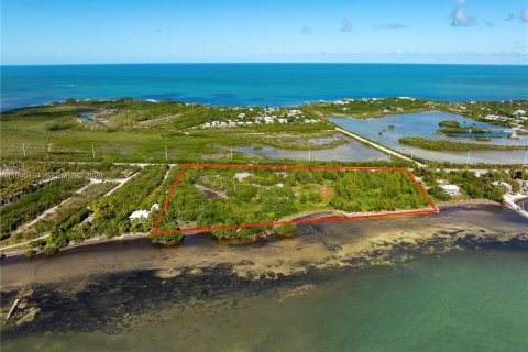 Commercial property in Marathon, Florida № 2000636 - photo 8