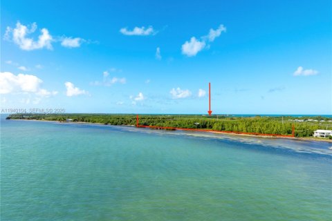 Commercial property in Marathon, Florida № 2000636 - photo 16