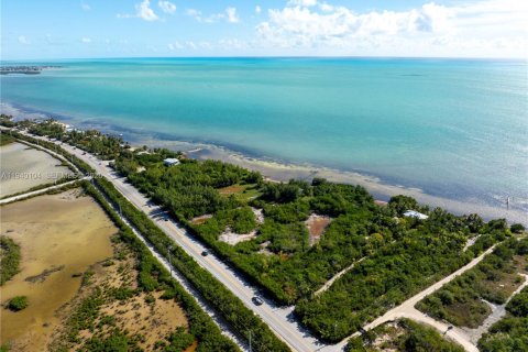 Commercial property in Marathon, Florida № 2000636 - photo 28