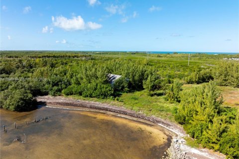 Commercial property in Marathon, Florida № 2000636 - photo 20