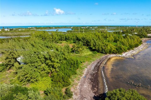 Commercial property in Marathon, Florida № 2000636 - photo 22