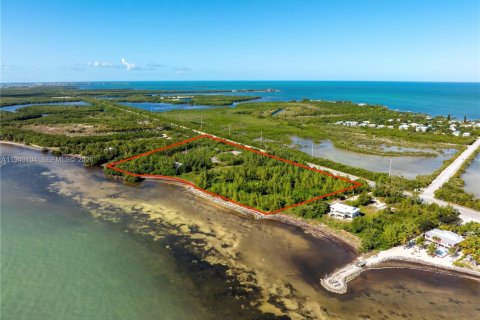 Commercial property in Marathon, Florida № 2000636 - photo 10