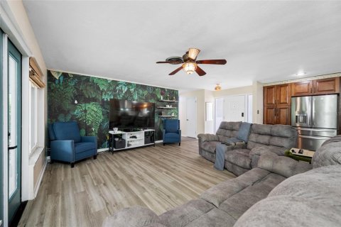 Villa ou maison à vendre à Largo, Floride: 2 chambres, 127.18 m2 № 2408232 - photo 27