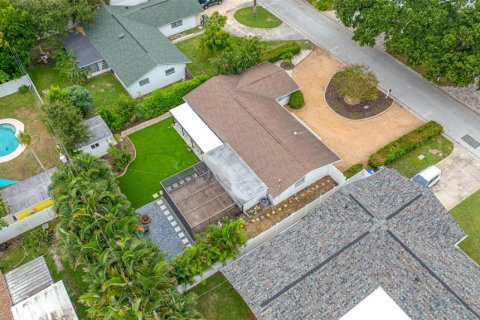Villa ou maison à vendre à Largo, Floride: 2 chambres, 127.18 m2 № 2408232 - photo 18