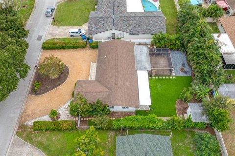 Villa ou maison à vendre à Largo, Floride: 2 chambres, 127.18 m2 № 2408232 - photo 15