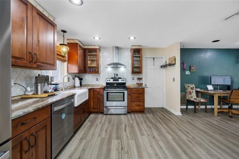 Villa ou maison à vendre à Largo, Floride: 2 chambres, 127.18 m2 № 2408232 - photo 24