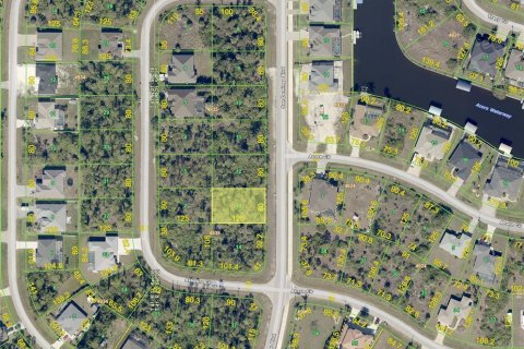 Terreno en Port Charlotte, Florida № 2220730