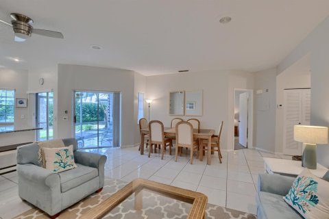 Copropriété à louer à Boca Raton, Floride: 2 chambres, 106.37 m2 № 2176304 - photo 6