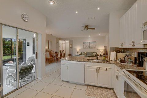 Copropriété à louer à Boca Raton, Floride: 2 chambres, 106.37 m2 № 2176304 - photo 11