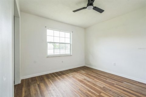 House in Chuluota, Florida 4 bedrooms, 137.31 sq.m. № 1829818 - photo 16